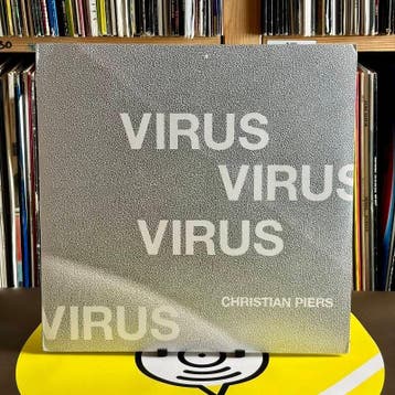 Christian Piers - Virus, Verzenden