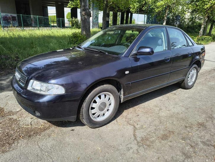 Online veiling - Audi A4 - 2000, Auto's, Audi, Ophalen