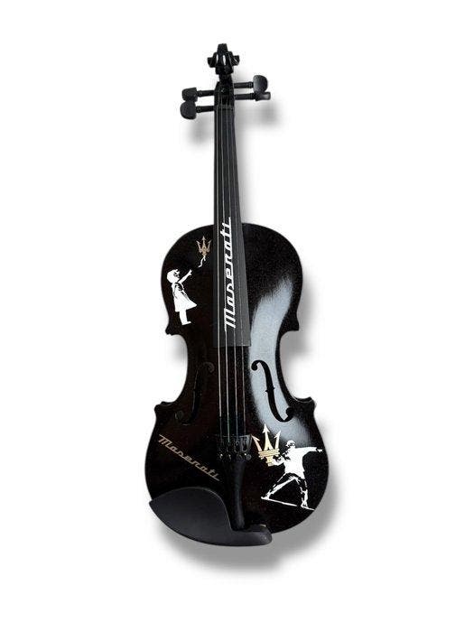 Cartist - Maserati Gold Thrower Violon, Antiquités & Art, Art | Objets design