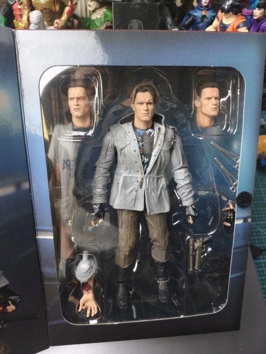 Neca - The Terminator - Ultimate Terminator T-800 - V.S. -, Verzamelen, Film en Tv