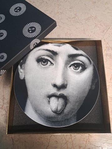 Piero Fornasetti - Schotel - Porselein - Thema en Variaties