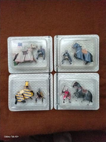 Militaire miniatuur beeldjes - 8 Caballeros de Las Cruzadas, Nieuw