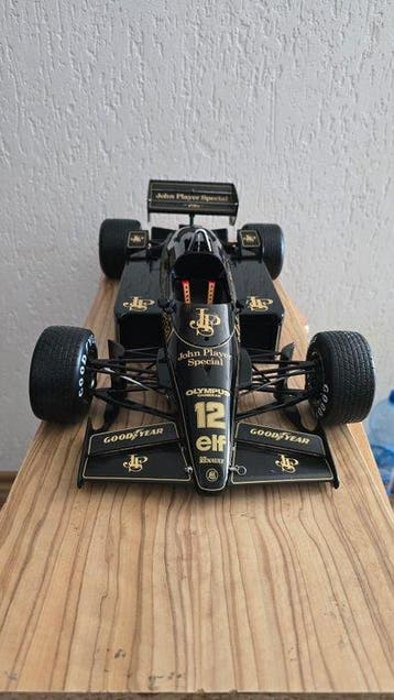 DeAgostini 1:8 - Voiture de sport miniature - Lotus Ayrton