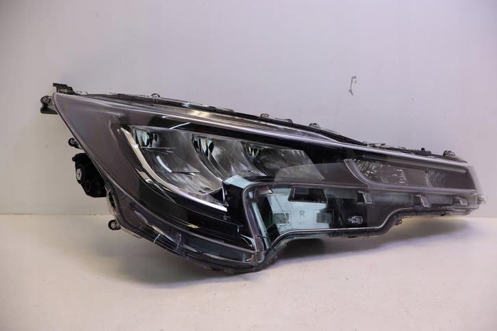 reflektor lampy przedniej prawa Toyota Corolla E21 HB Kombi, Autos : Pièces & Accessoires, Éclairage, Envoi