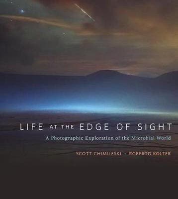 Life at the Edge of Sight 9780674975910 Scott Chimileski, Verzenden, Gelezen, Scott Chimileski