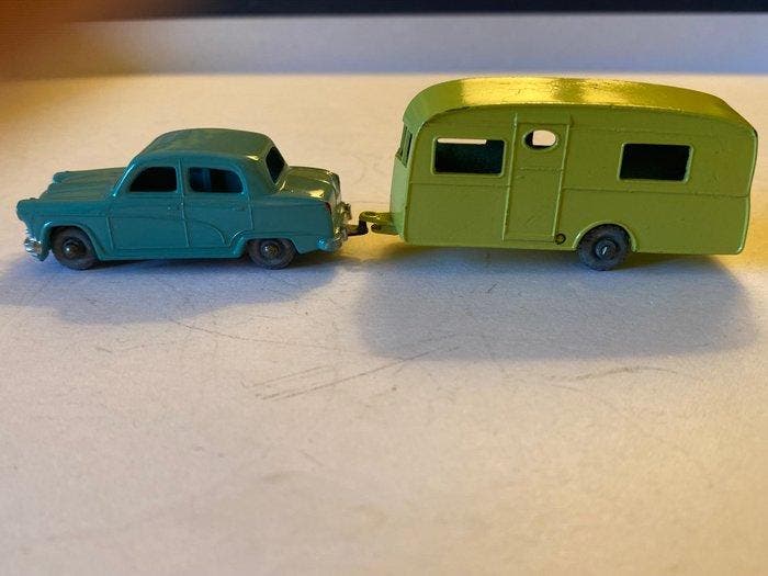 Matchbox 1:76 - Model sedan (2) - Austin A50 Cambridge;, Hobby en Vrije tijd, Modelauto's | 1:5 tot 1:12