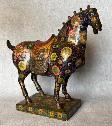 Cloisonné Tang Dynasty stijl paard 34 cm / - Brons - China, Antiek en Kunst