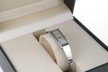 Gucci - Gucci Bangle Watch - Zonder minimumprijs - 1500 L -
