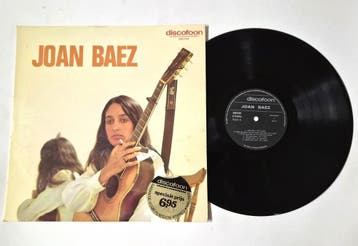 Joan Baez – Joan Baez, Verzenden