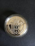 Niue. 10 Dollars 1992 Cooks Pacific Voyages (Zonder, Postzegels en Munten