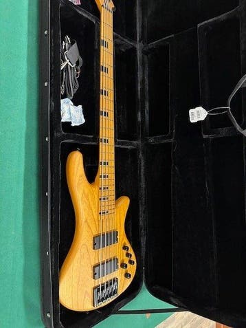 Schecter - Stiletto Session-5 ans - - 5-snarige elektrische, Muziek en Instrumenten, Nieuw
