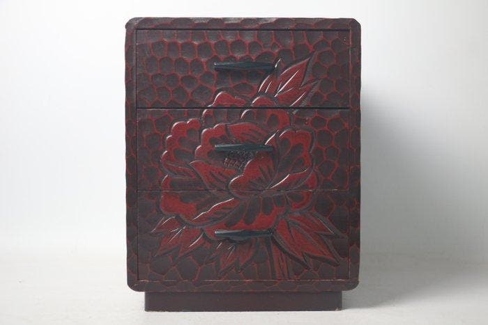 Japanse Kamakura-Bori drie-ladenkast met pioenhoutsnijwerk -, Antiquités & Art, Antiquités | Autres Antiquités