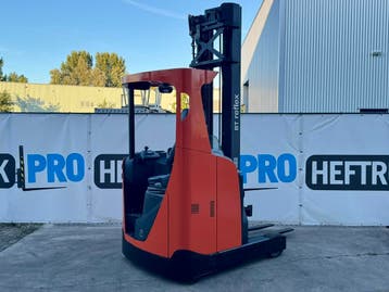 BT RRE160C (2016) 700cm 1600kg met digitale hoogte indicatie, Zakelijke goederen, 1000 tot 2000 kg, Elektrisch, Reachtruck, BT Toyota