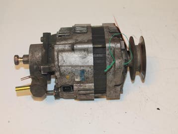 Dynamo Isuzu Diversen O125448