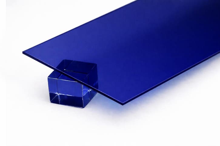 Acrylaat (PMMA) basisplaat (transparant donkerblauw, 50x30, Bricolage & Construction, Outillage | Autres Machines, Envoi