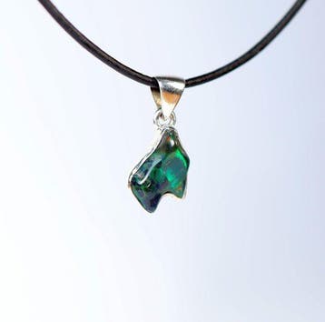 Opale noire Chalama Pendentif / poli / neuf- 1.85 g - (1)