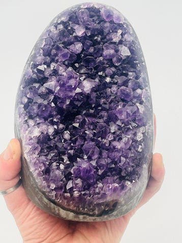 amethist Geode - Hoogte: 14 cm - Breedte: 11 cm- 2.46 kg -
