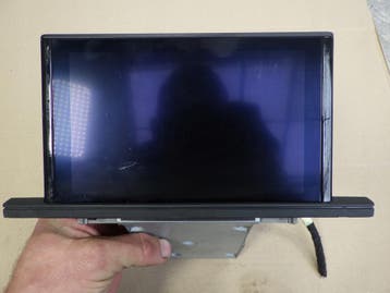 Audi Q2 display monitor 81A919604, Verzenden
