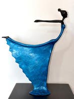 Abdoulaye Derme - sculptuur, “La Danseuse en mouvement”. -