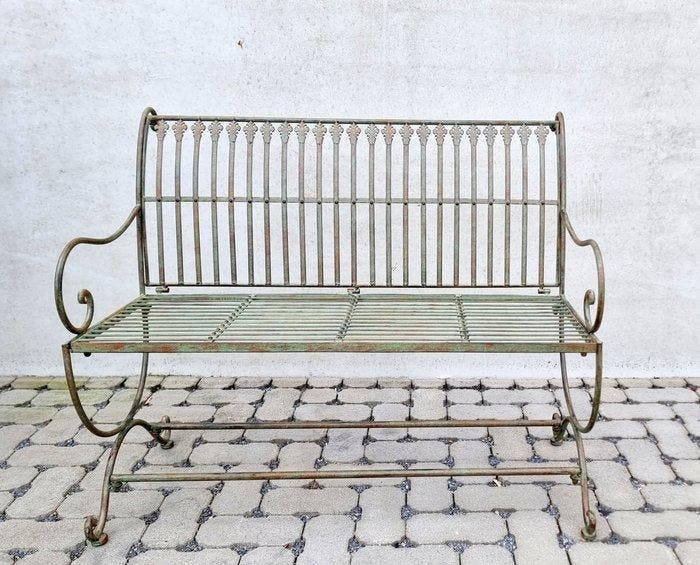 Établi - Fer, Antiquités & Art, Curiosités & Brocante