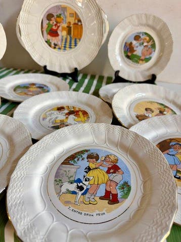 Sarreguemines - Eetservies - “Talking Plates” Set -, Antiquités & Art