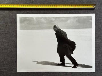 Antanas Sutkus - Jean-Paul Sartre in Lithuania, Nida