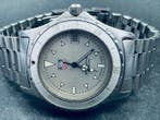 TAG Heuer - Professional 200m - Zonder minimumprijs -