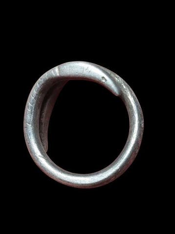 Grec antique mycénien Époustouflant sceau-serpent en argent