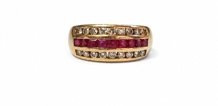 Ring - 18 karaat Geel goud - 1.34ct. tw. Robijn - Diamant, Bijoux, Sacs & Beauté, Bagues