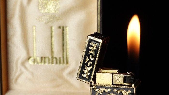 Dunill - Rare Model Engraving Pattern Rollagas Lighter -, Verzamelen, Rookartikelen, Aanstekers en Luciferdoosjes