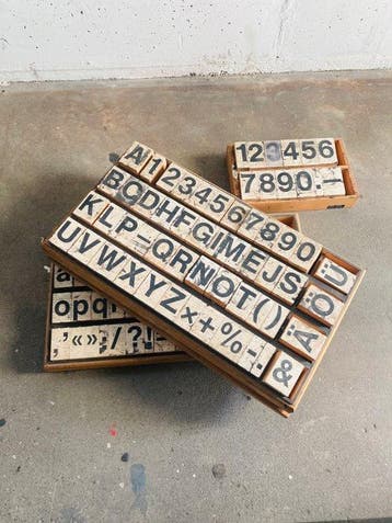 Industriële apparatuur - Duitsland - Vintage - stempelkasten, Antiek en Kunst