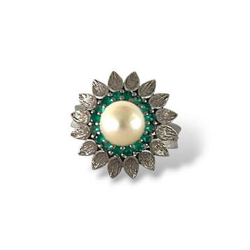 Ring - 18 karaat Witgoud - 0.16ct. tw. Smaragd - Parel, Nieuw