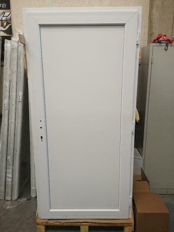 Goedkope deuren B98xH200 op voorraad garage of schuur!, Verzenden, Buitendeur