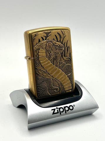 Zippo - Barrett-Smythe King Cobra Solid Brass 1995 (H XI)
