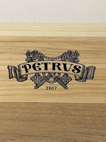 2017 Petrus - Pomerol - 1 Bouteille (0,75 l), Nieuw