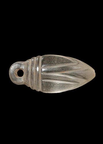Oude Egypte, late periode Bergkristal Floral Amulet (Zonder