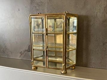 Vitrinekast - Glas en messing