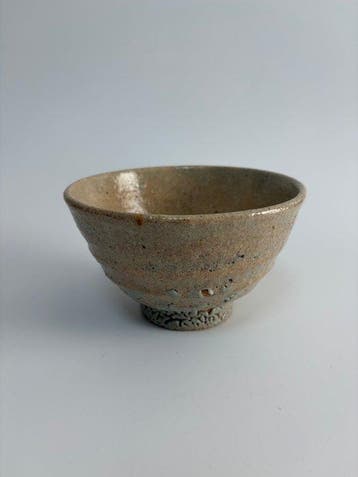 Japanse rustieke Chawan – natuurlijk asglazuur –