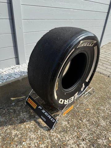 Formula One - Pneu