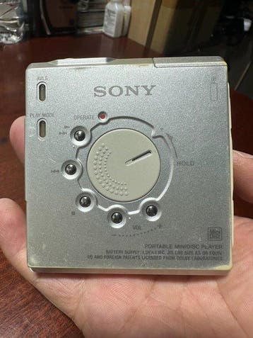 Sony - MZ-E500 Lecteur portable de MiniDiscs, TV, Hi-fi & Vidéo