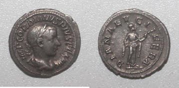 238 244 238 244 Gordian Iii Antoninian R/ Diana Lucifera..., Verzenden
