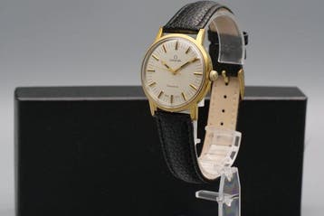 Omega - Genève - Sans prix de réserve - Cal.601 Ref.135.070