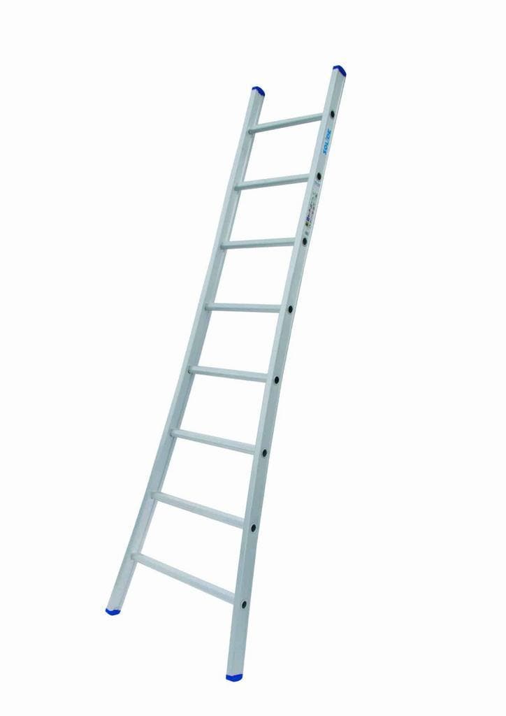 Solide 1-delige ladder 8 sporten met gebogen voet, Doe-het-zelf en Bouw, Ladders en Trappen, Ladder, Nieuw, 2 tot 4 meter, Ophalen of Verzenden