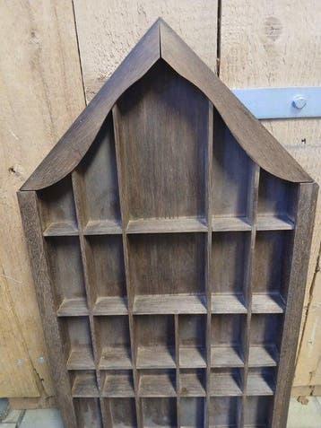 Vitrinekast - Hout - letterbak / sorteerkastje