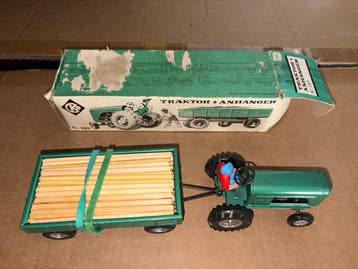 CKO - Jouet en étain - Traktor + Anhanger Nr. 389 -