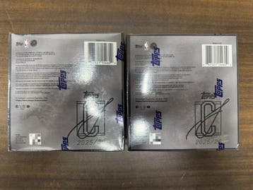 2025/26 Topps Signature Series Sealed box - 2 Sealed box -, Collections