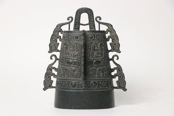 Archaïsche stijl gegoten bronzen rituele bel Tiger Bo door