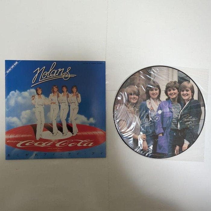 ABBA, Doobie Bros., Nolans - Slipping Through My Fingers /, Cd's en Dvd's, Vinyl Singles