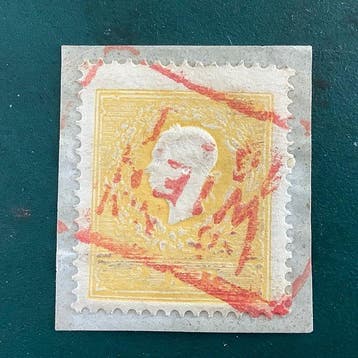 Oostenrijk 1858 - 2 Kreuzer diponker geel met rode stempel, Postzegels en Munten, Postzegels | Europa | Oostenrijk, Gestempeld