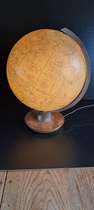 Globe - JRO Verlag München 12 - 1960-1970, Antiek en Kunst